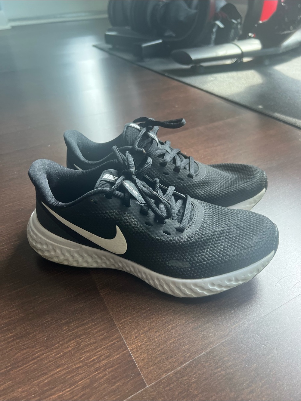 Nike Black and White Athletic Running Sneakers